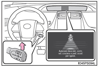 Ripresa della velocità di crociera adattiva quando il veicolo è stato fermato dal controllo di sistema (modalità di controllo della distanza di sicurezza)